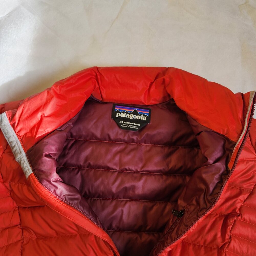 Patagonia Down Sweater Jacket - Picture 16 of 16